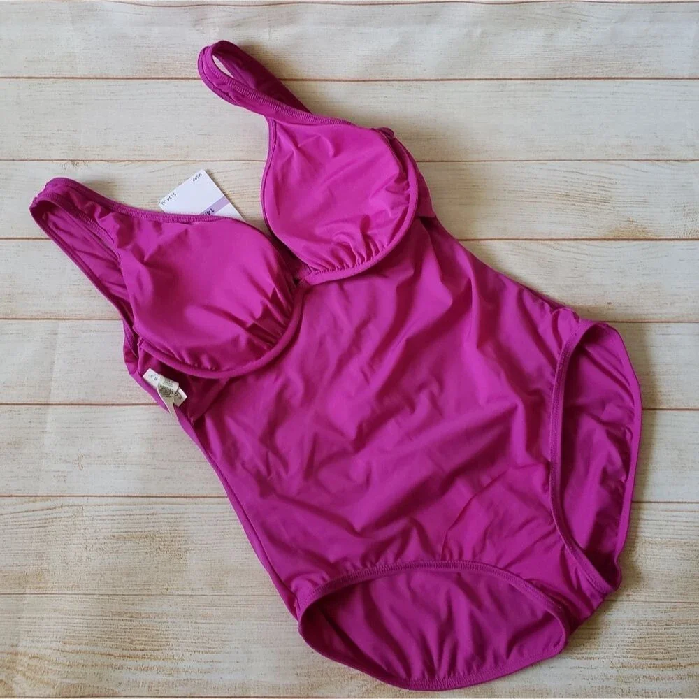 Coco Reef Contours Solitaire V-neck Bra Sized One-Piece Swimsuit in Orchid - Picture 8 of 16